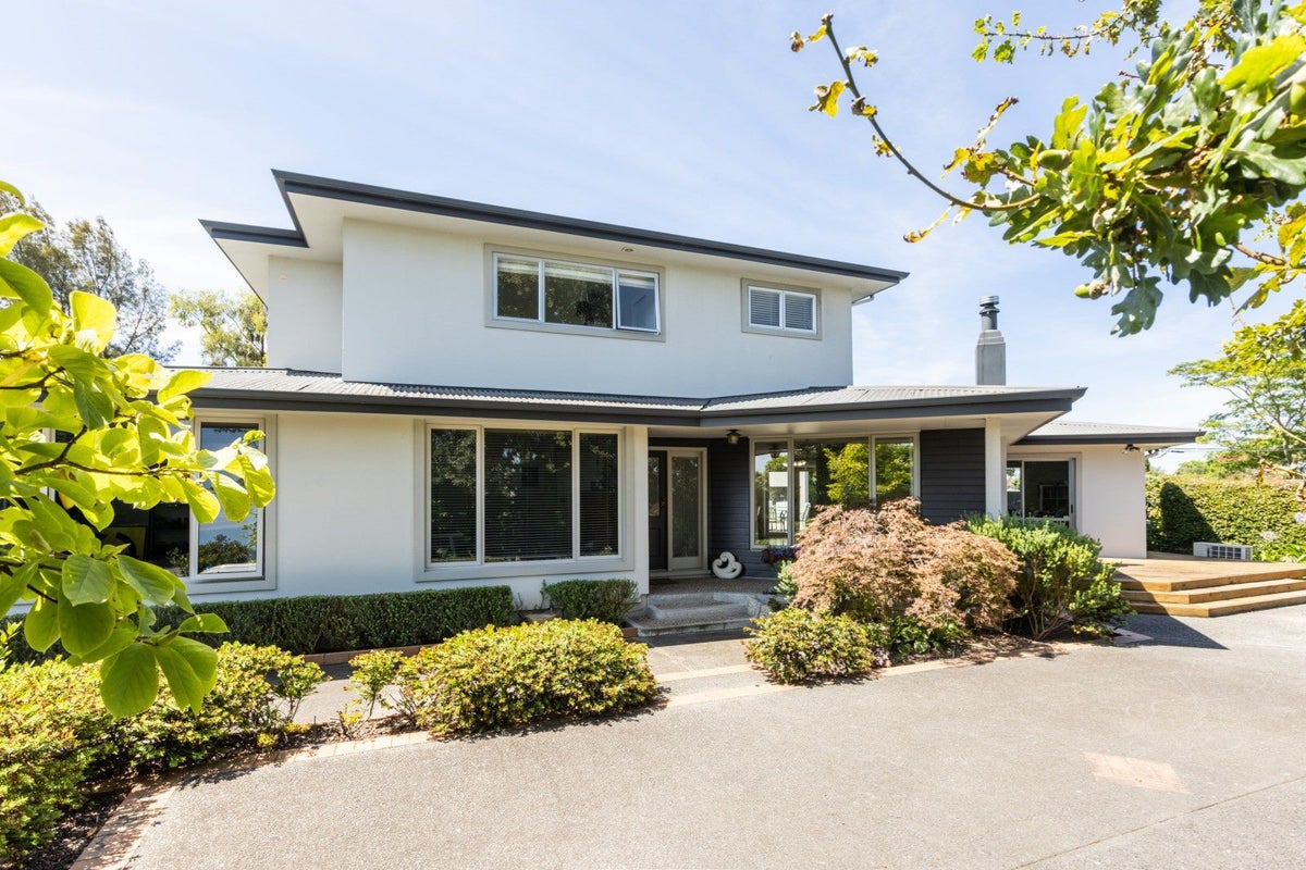 56 Mcelwee Street, Jervoistown, Napier - Carousel 1