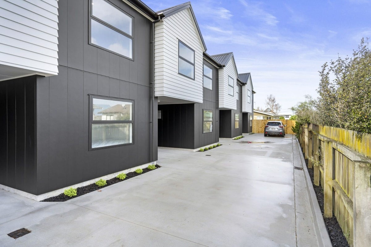 3/61 May Street, Hamilton East, Hamilton - Carousel 2