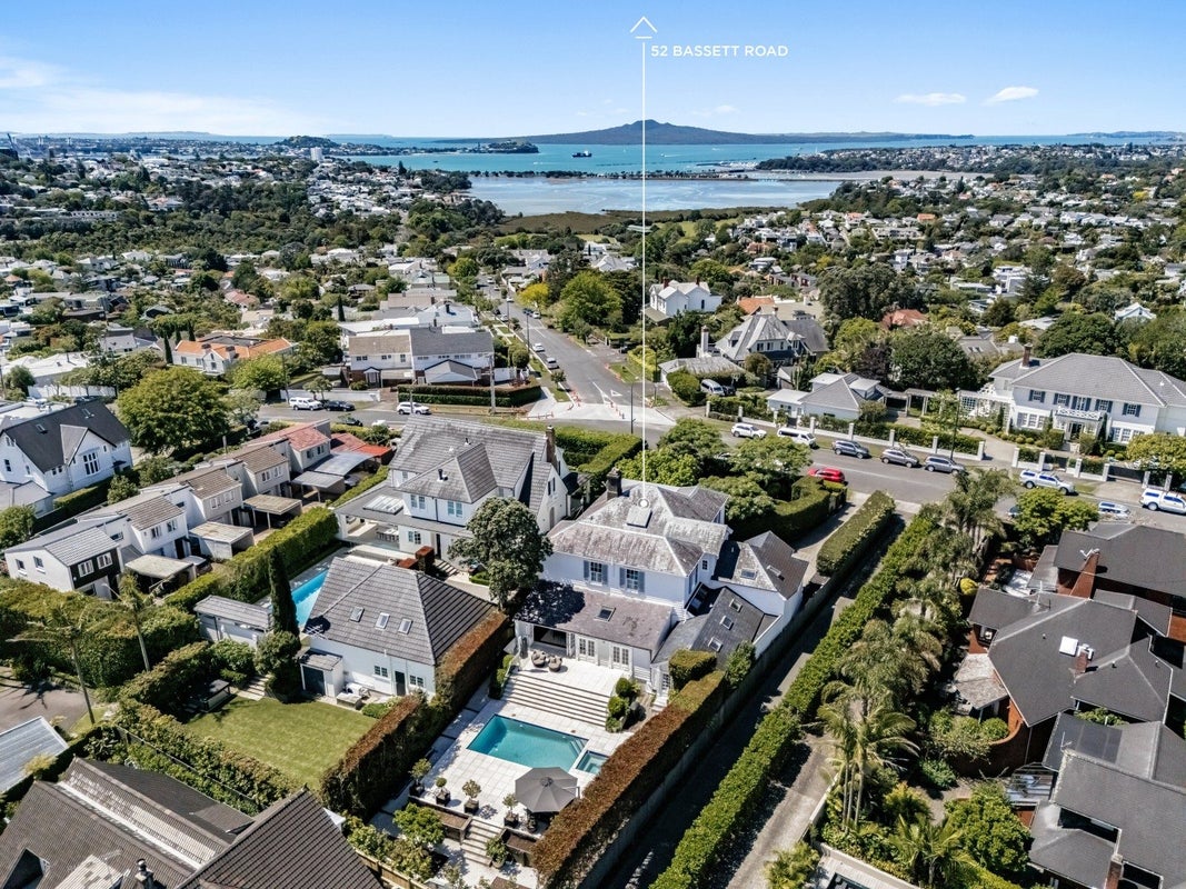 52 Bassett Road, Remuera, Auckland - Carousel 1