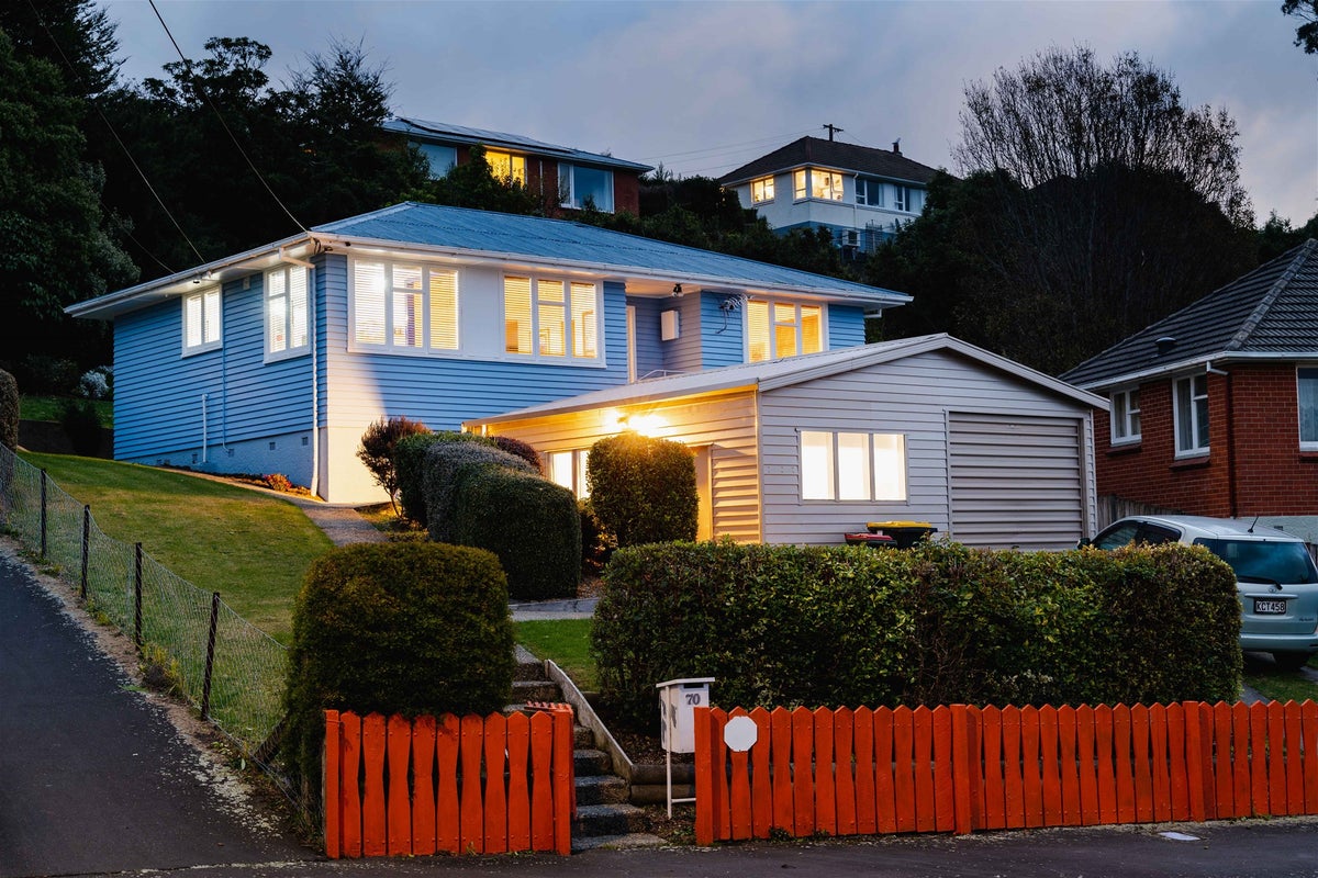70 Turnbull Street, Brockville, Dunedin - Carousel 2