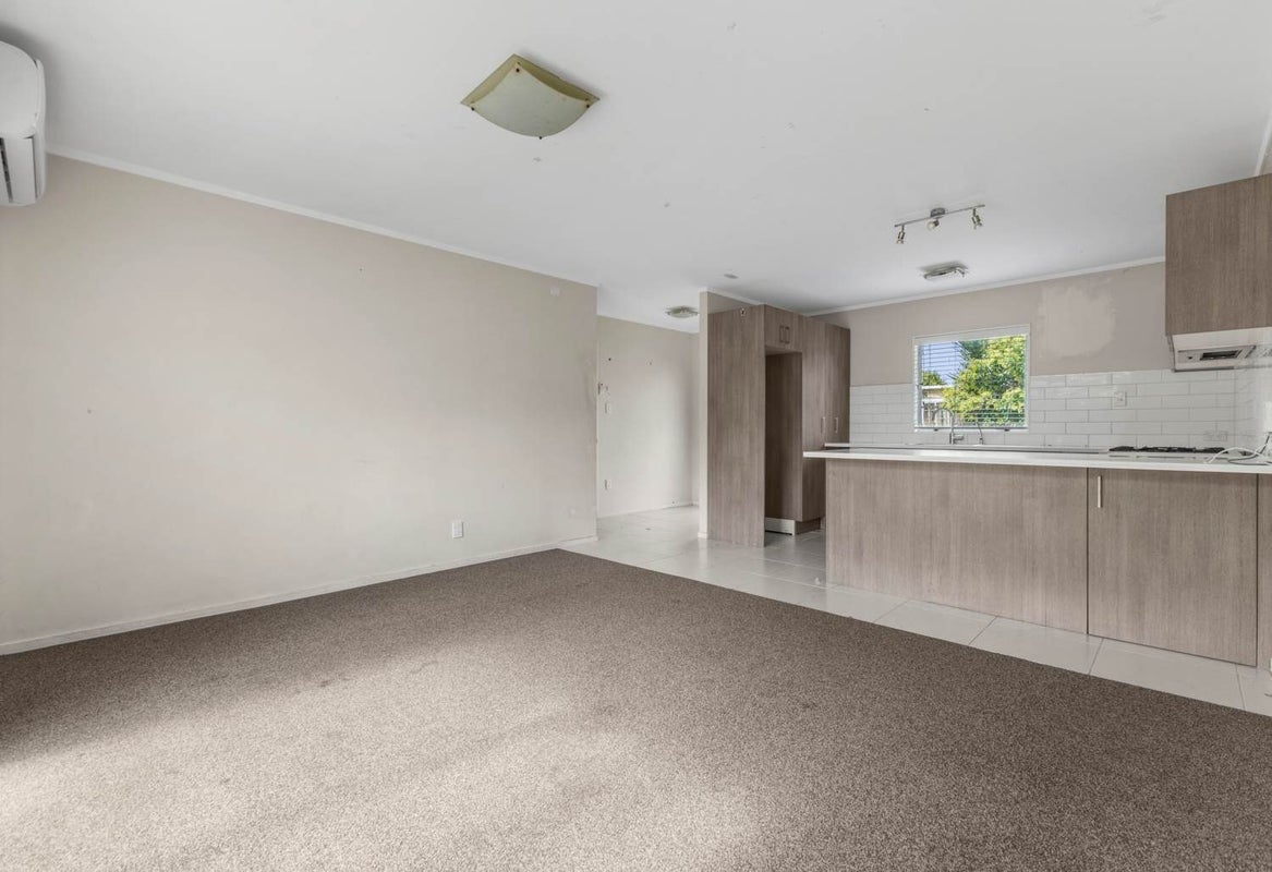3/4 Takanini Road, Takanini, Auckland - Carousel 2
