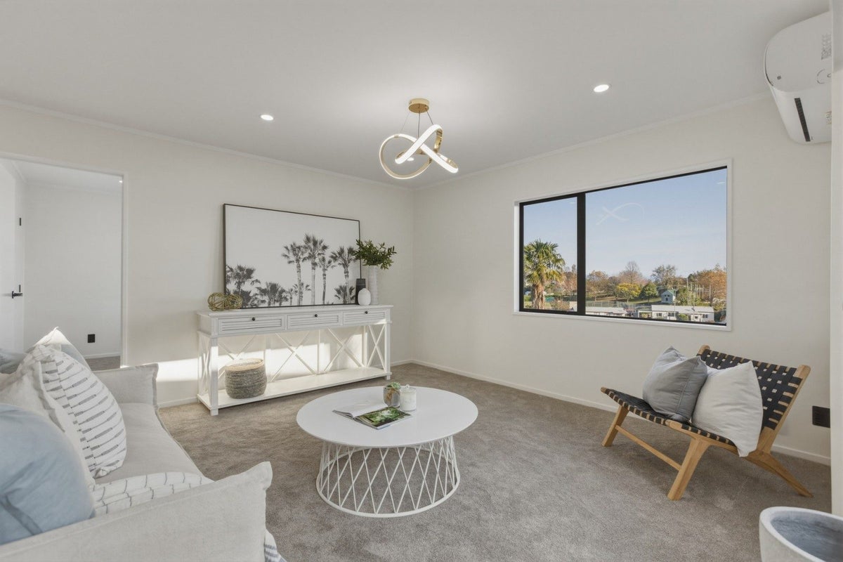 14 Pelorus Street, Welcome Bay, Tauranga - Carousel 2