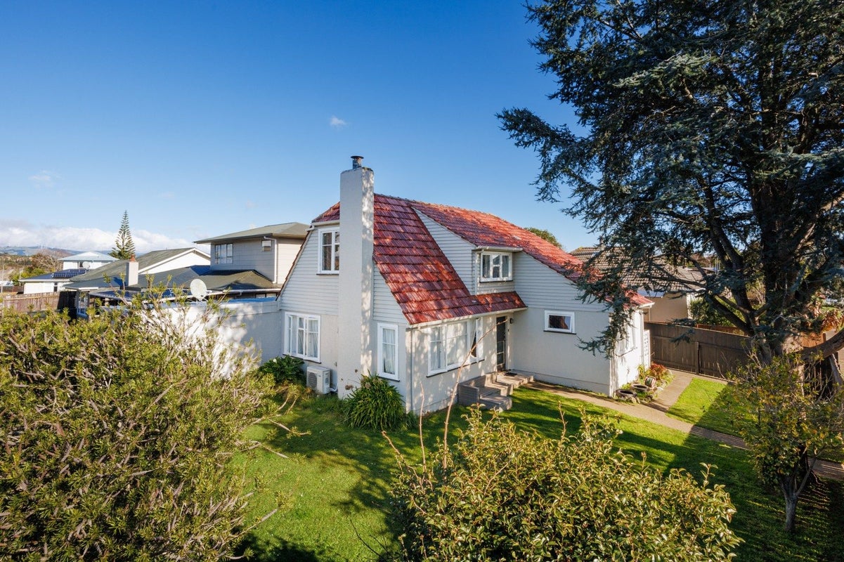 2A Antrim Place, Hokowhitu, Palmerston North - Carousel 13