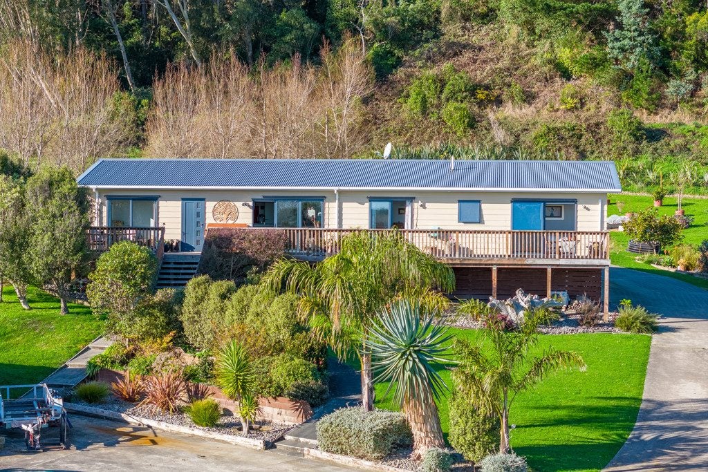 29A Eastern Rise, Manakau, Levin - Carousel 2