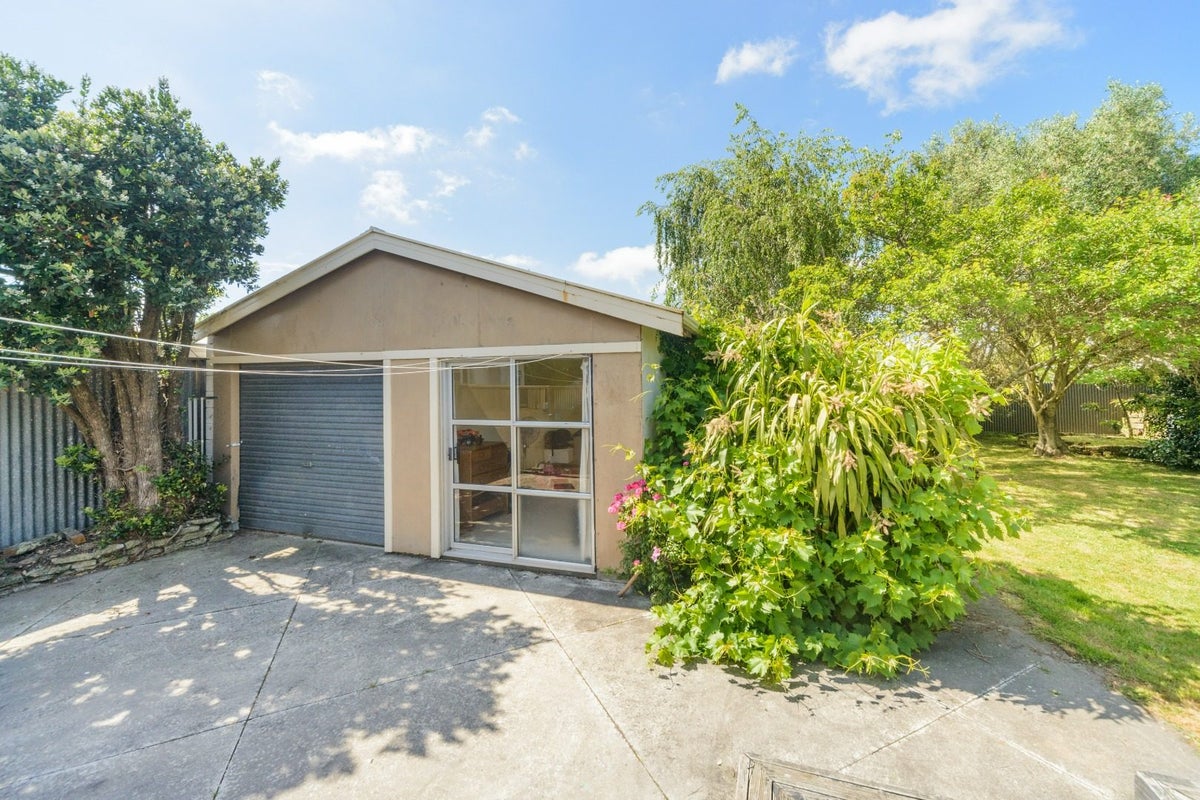 30 Puriri Terrace, Roslyn, Palmerston North - Carousel 12