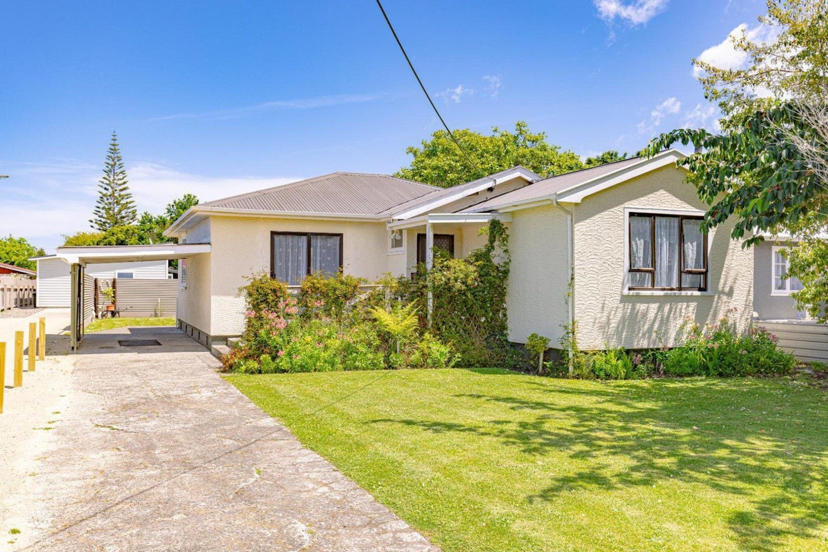 5 Kells Avenue, Aramoho, Whanganui - Carousel 1