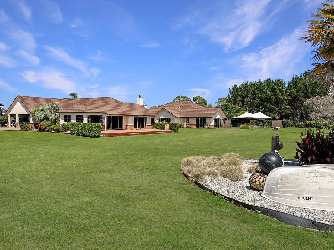 131 Aerodrome Road, Thornton, Whakatane - Carousel 1