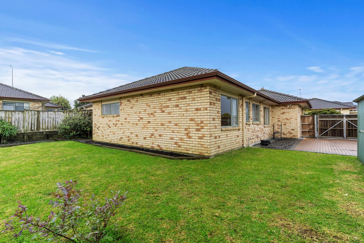 6 Sonterra Close, Randwick Park, Auckland - Carousel 2