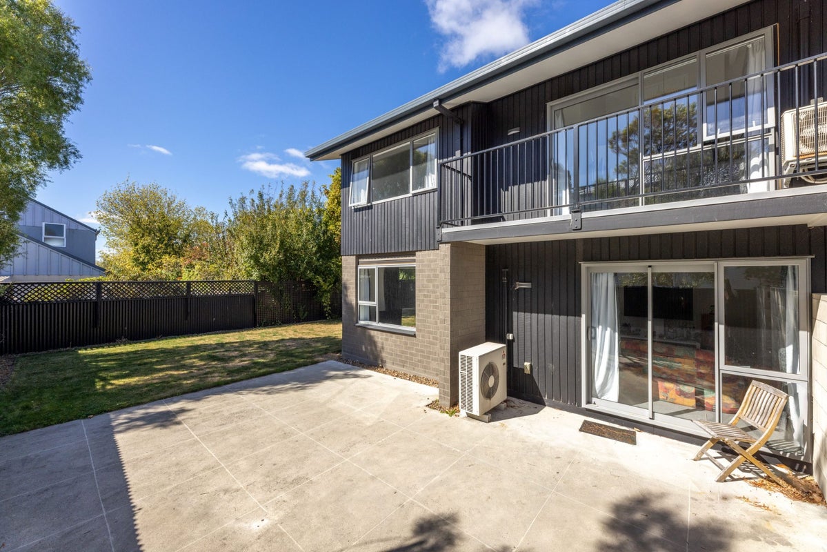 1/22 Whitmore Street, Edgeware, Christchurch - Carousel 16