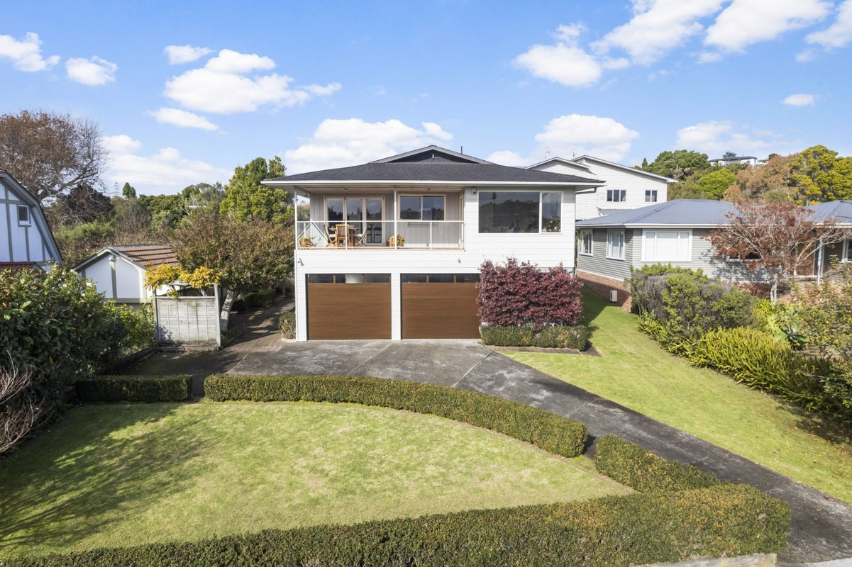 3 Sea View Terrace, Cockle Bay, Auckland - Carousel 1