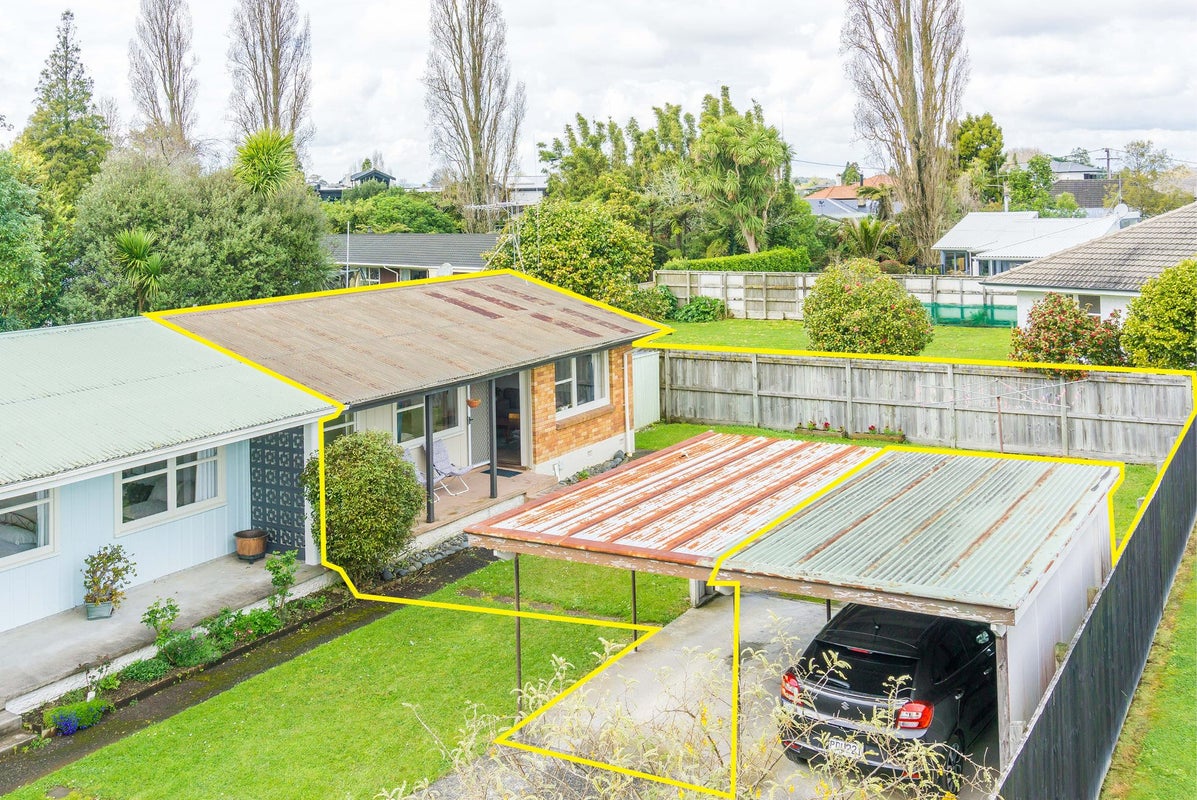 8B Braid Road, St Andrews, Hamilton - Carousel 2