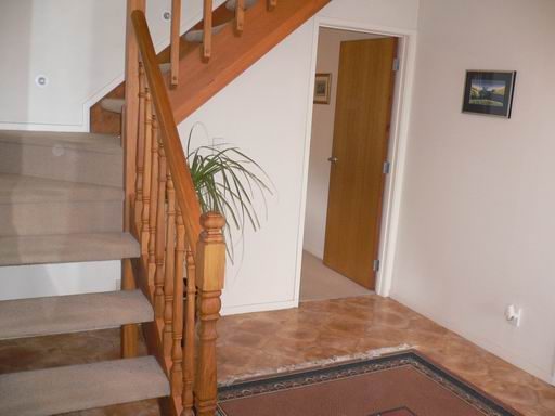 1/4 Pine Hill Crescent, Browns Bay, Auckland - Carousel 2