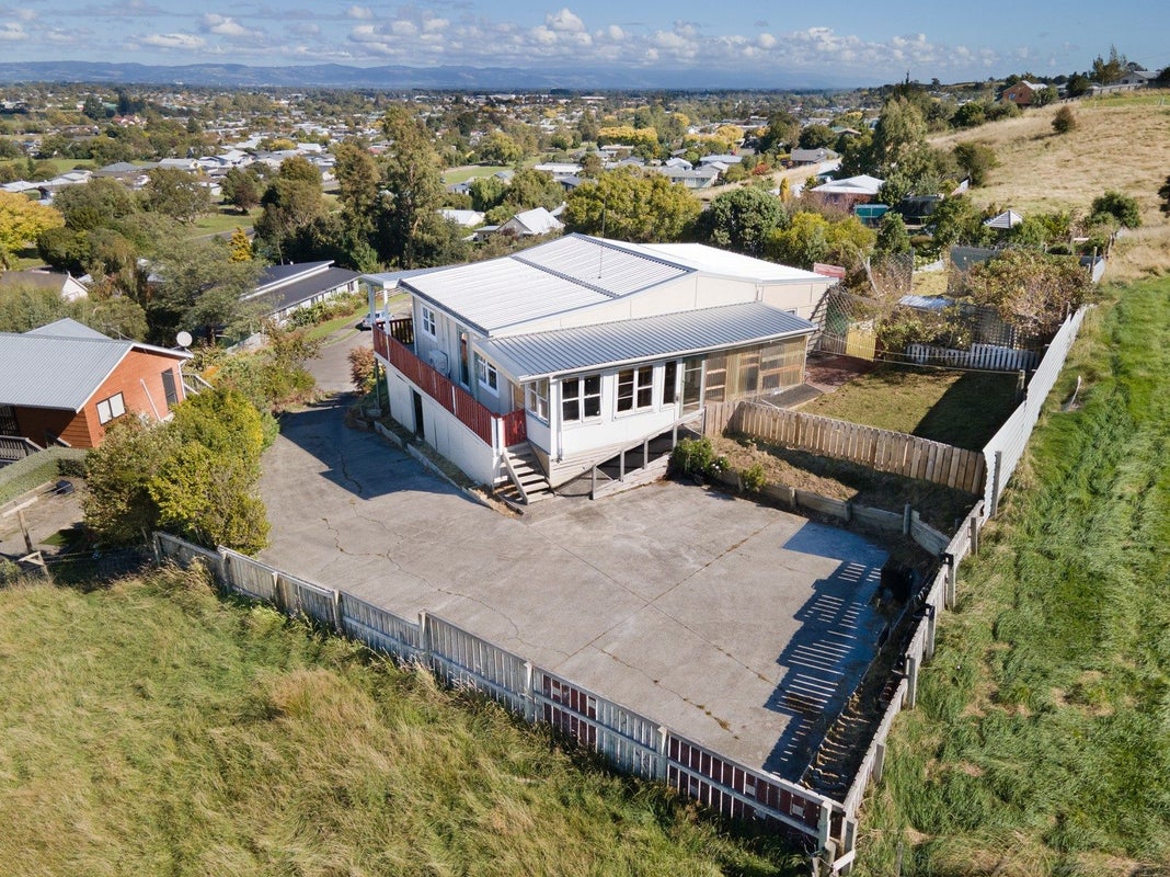 18 Kowhai Street, Feilding, Feilding - Carousel 2