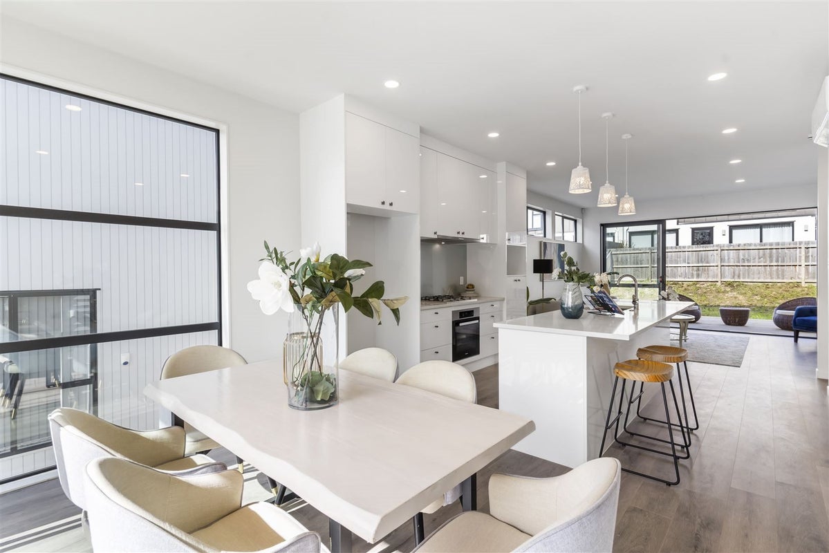 3 Waka Street, Albany Heights, Auckland - Carousel 2