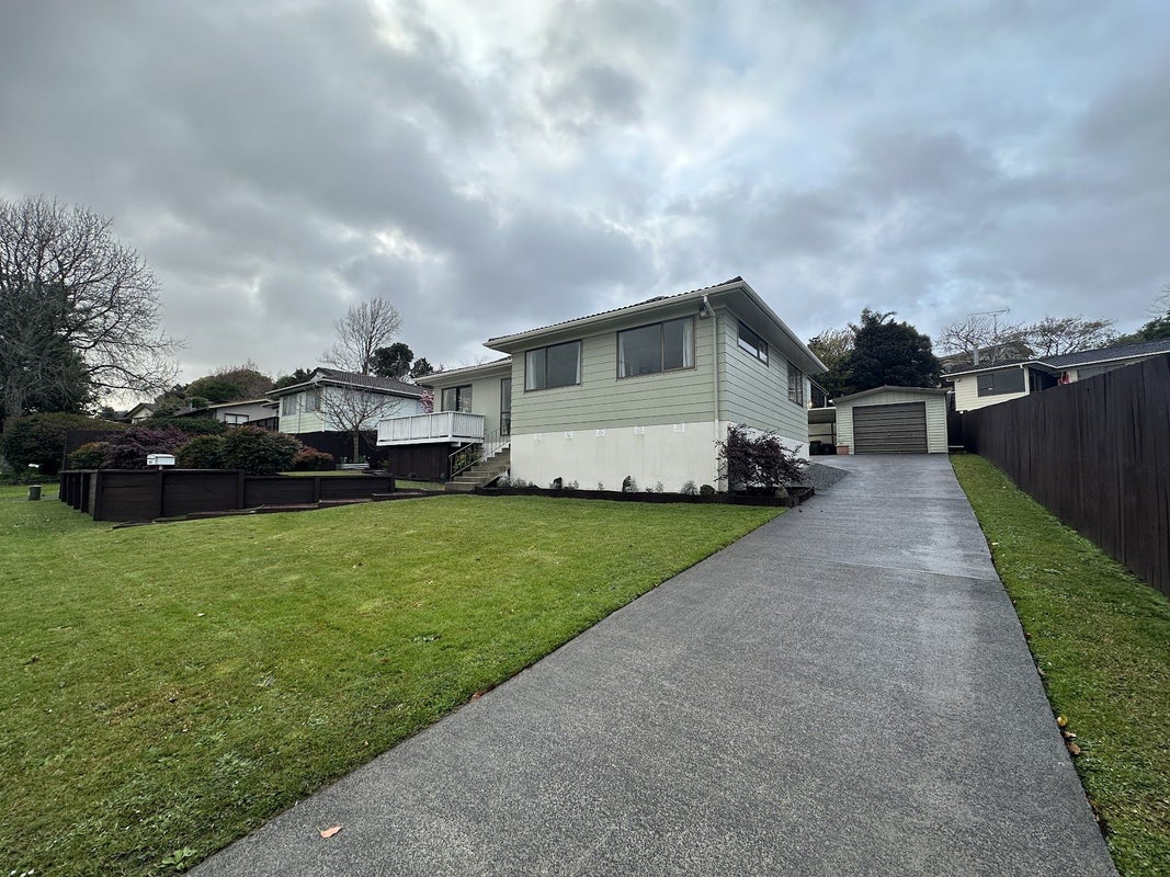 46 Bellfield Road, Opaheke, Papakura - Carousel 1