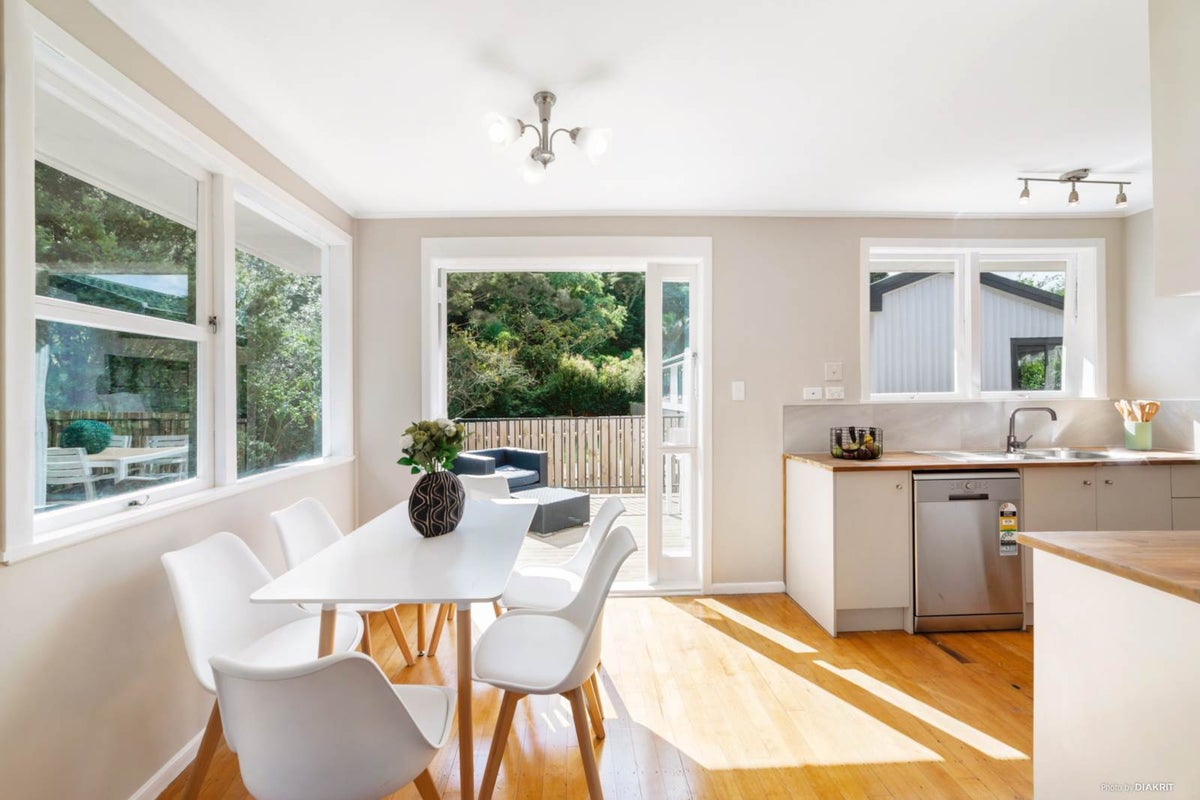 84A Eskdale Road, Birkdale, Auckland - Carousel 1