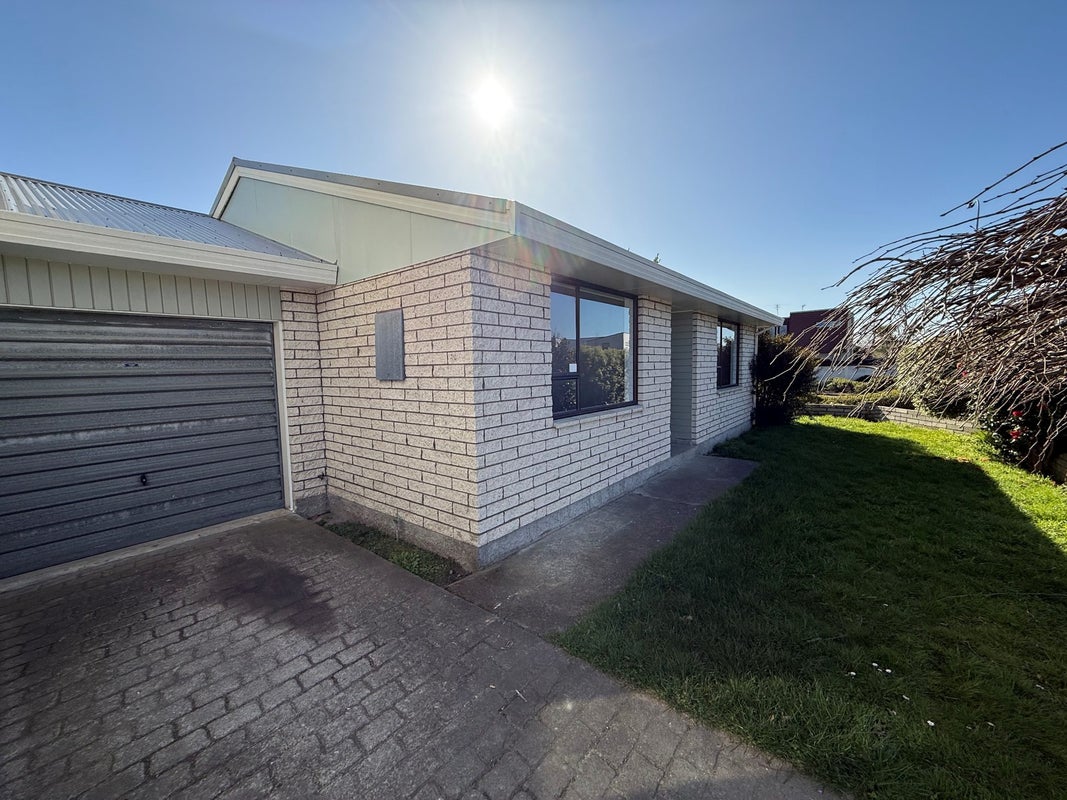 1/41 Picton Avenue, Riccarton, Christchurch - Carousel 1