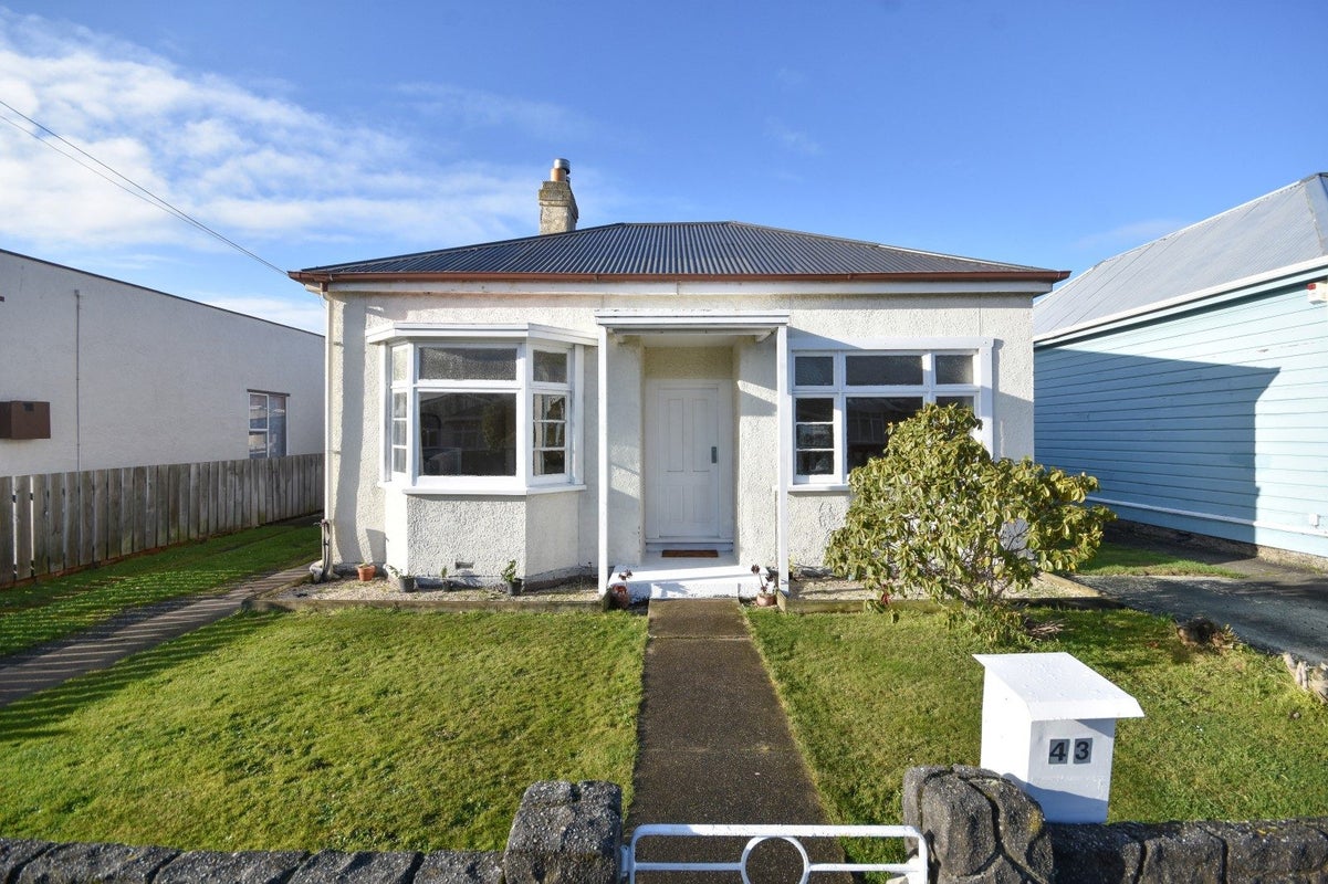 43 Young Street, Saint Kilda, Dunedin - Carousel 2