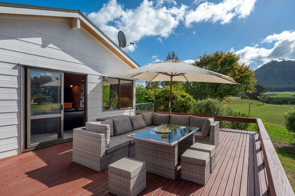 1720 State Highway 30, Horohoro, Rotorua - Carousel 30