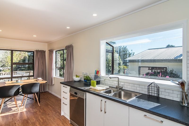 21 Pitoitoi Street, Otaihanga, Paraparaumu - Carousel 2