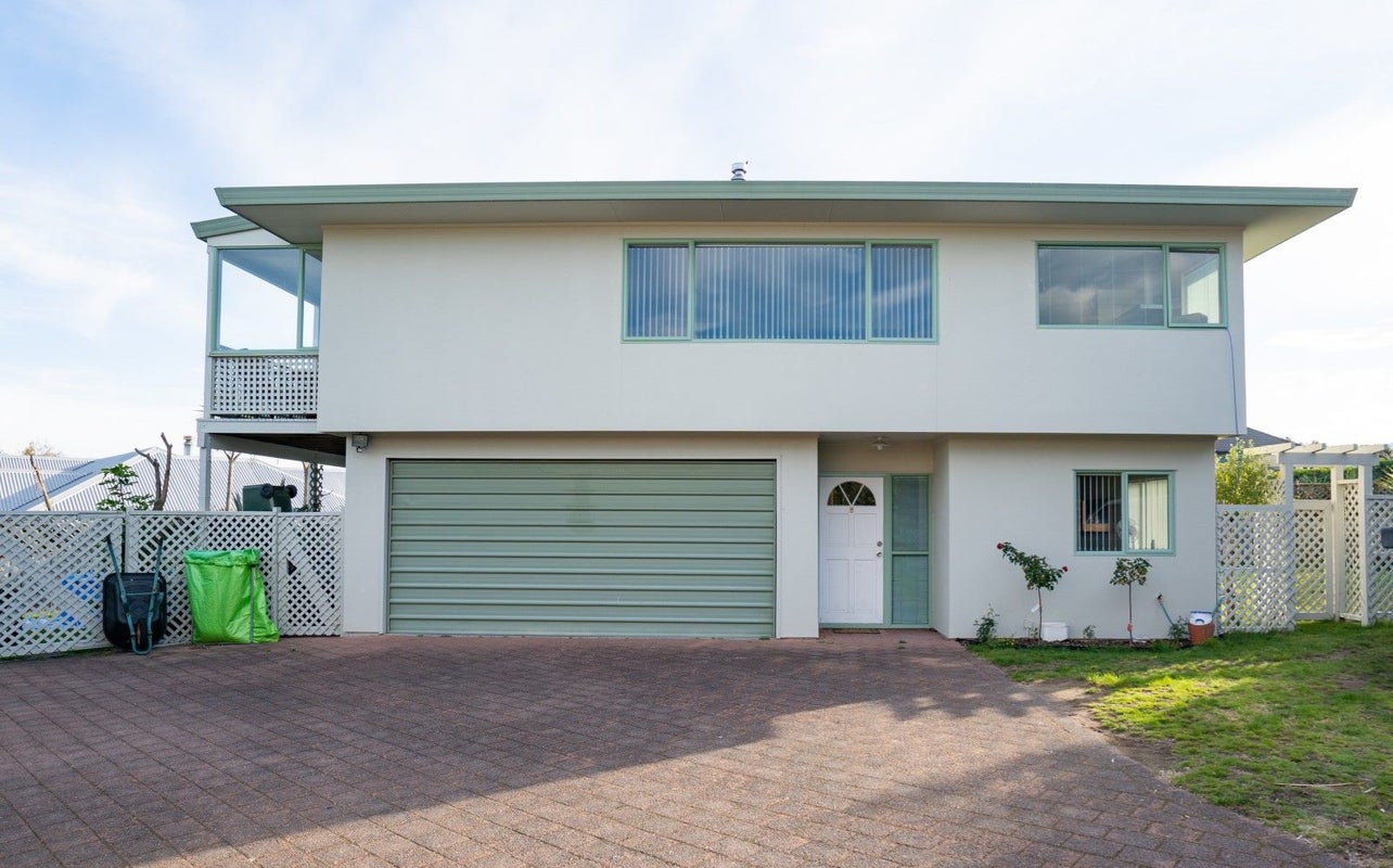 2/1 Lakewood Drive, Nukuhau, Taupo - Carousel 1