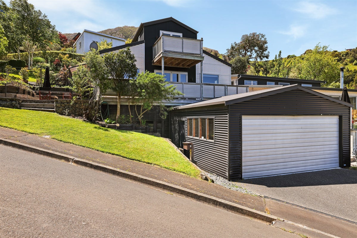 2A Norton Close, Lyttelton, Lyttelton - Carousel 1