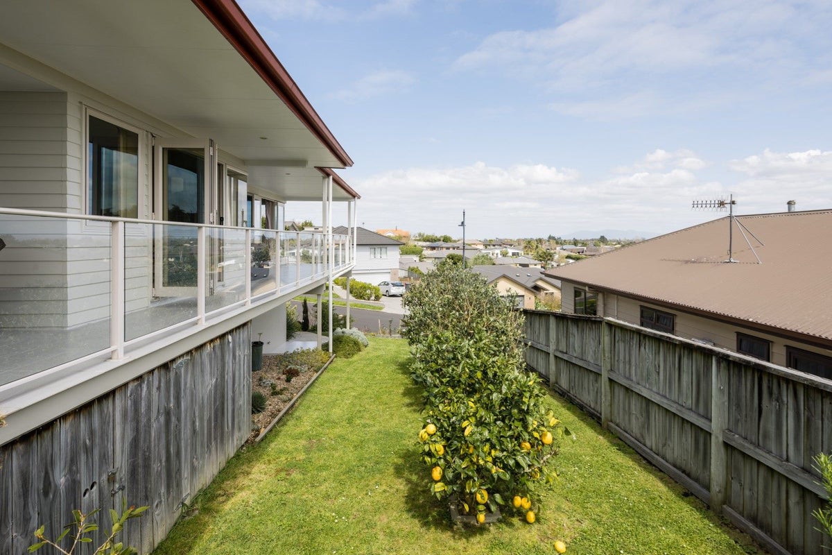5 Alford Place, Huntington, Hamilton - Carousel 2