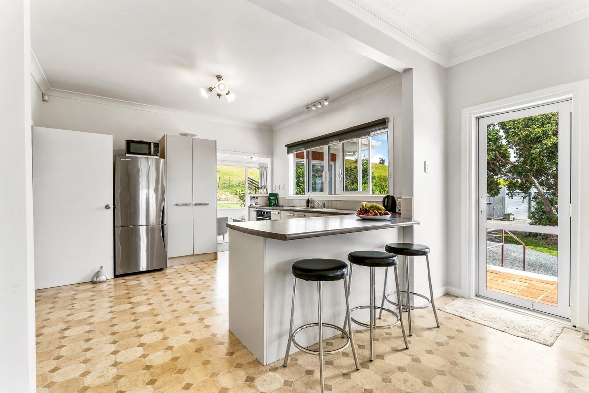 28 Sandford Road, Whangarei - Carousel 2