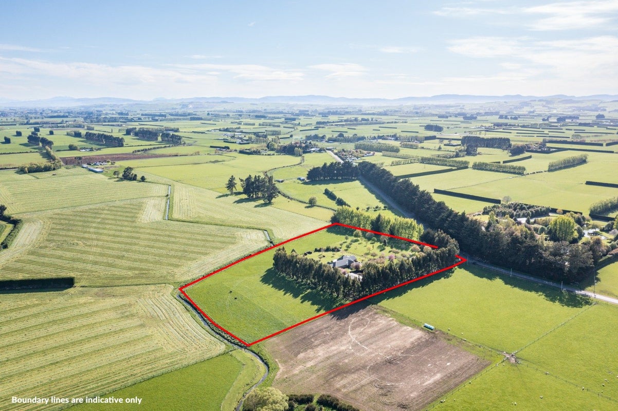 200 Lochiel Branxholme Road, Lochiel, Winton - Carousel 32