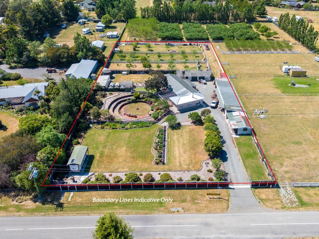 32 Keenans Road, Newland, Ashburton - Carousel 1
