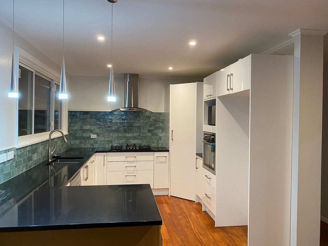 21 Horoeka Street, Stokes Valley, Lower Hutt - Carousel 1