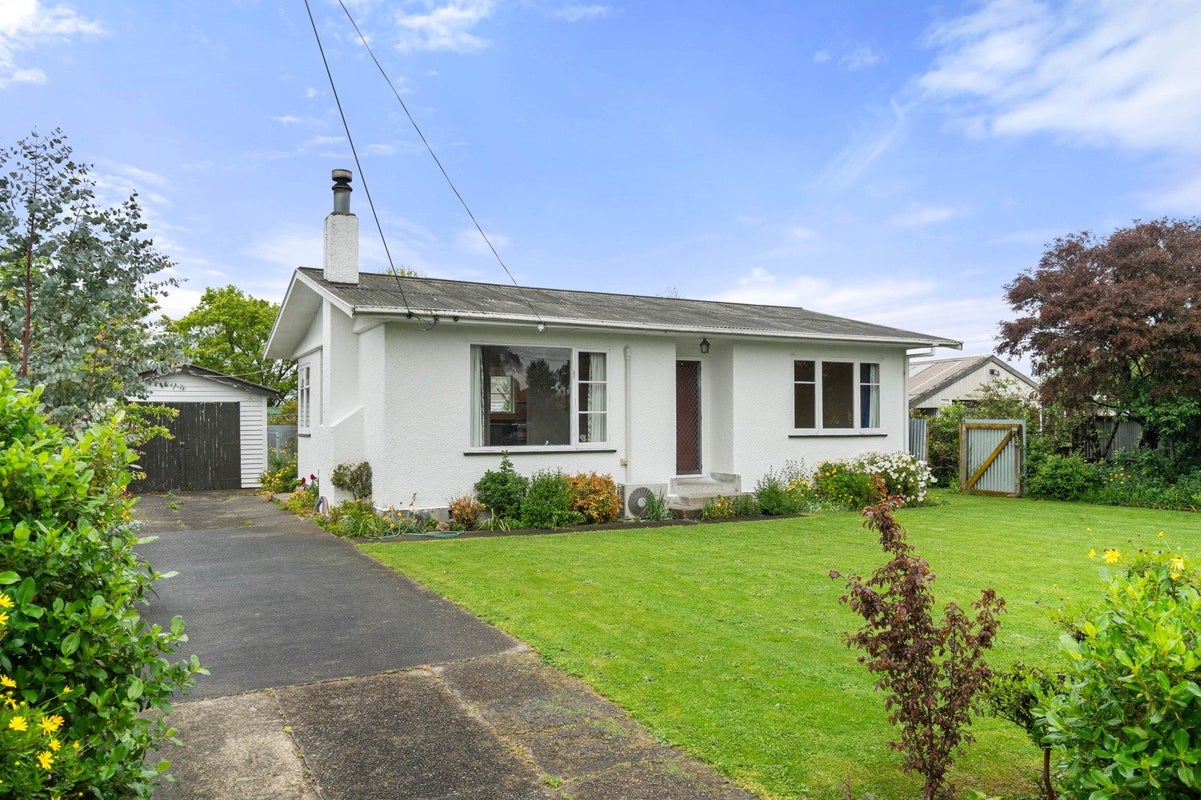 30 Keir Crescent, Lansdowne, Masterton - Carousel 1