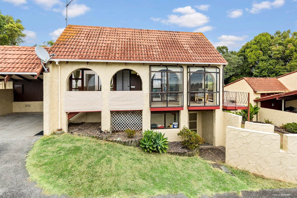 1/46 Marlborough Avenue, Glenfield, Auckland - Carousel 2