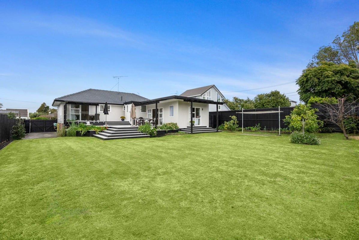 44 Kesteven Avenue, Glendowie, Auckland - Carousel 2