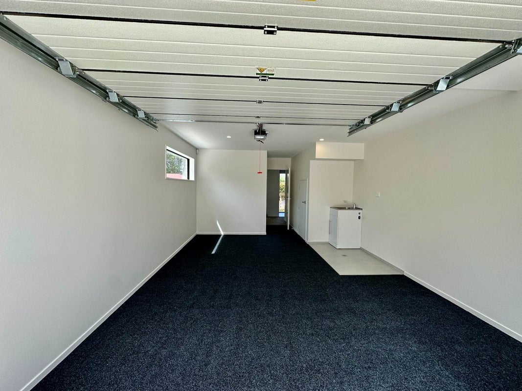 2/22 Coniston Avenue, Te Atatu South, Auckland - Carousel 16