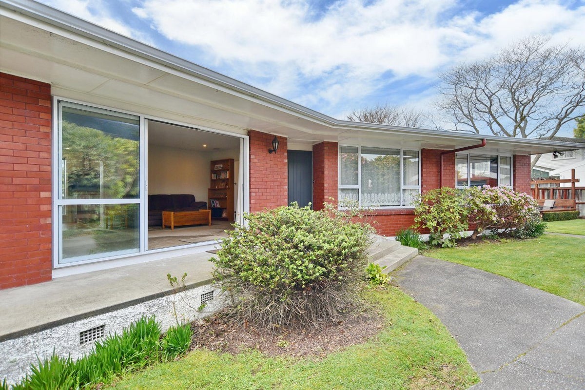 177 Maidstone Road, Avonhead, Christchurch - Carousel 1