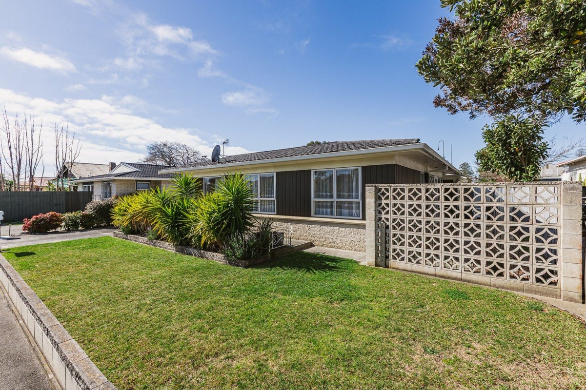 1/165 Nelson Crescent, Napier South, Napier, Hawke's Bay - Carousel 1