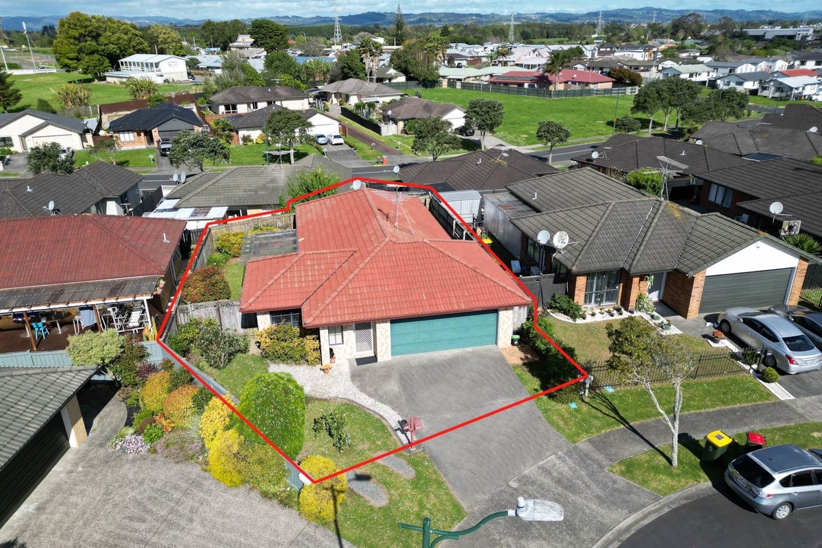 28 Stellata Court, Randwick Park, Auckland - Carousel 1