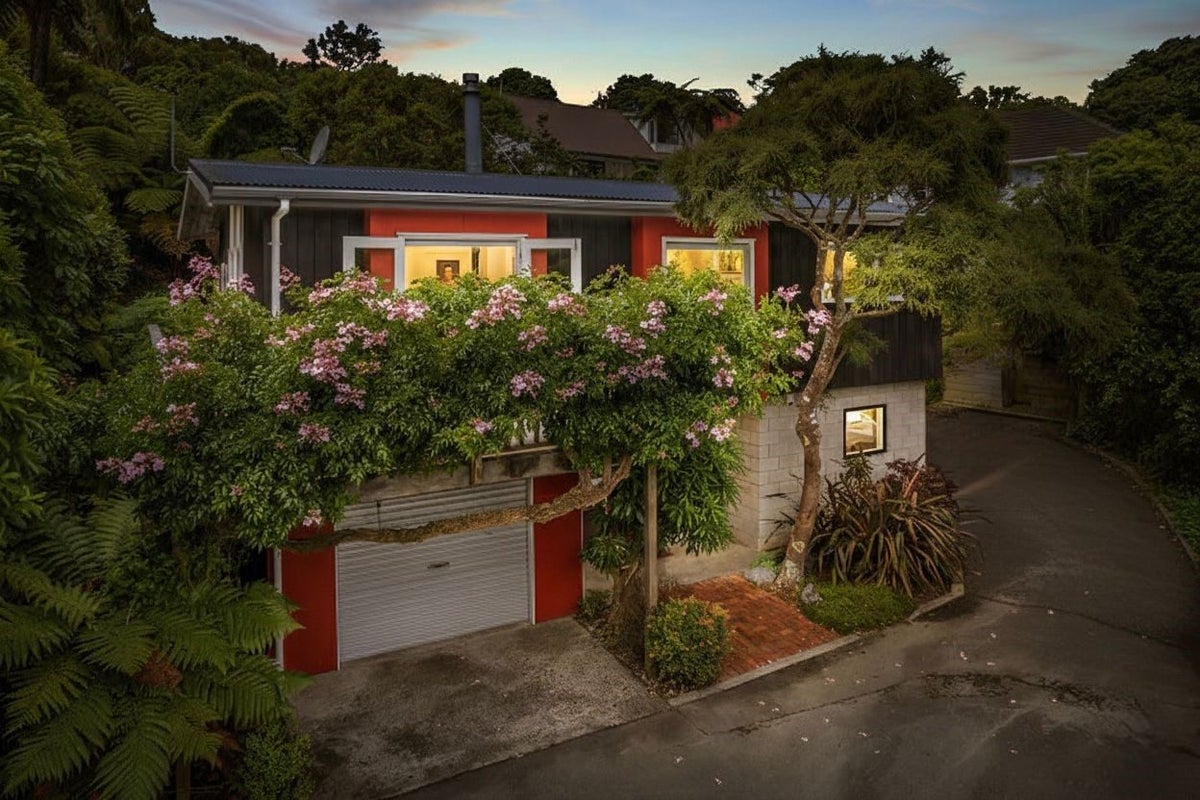 4B Fox Street, Ngaio, Wellington, Wellington - Carousel 1