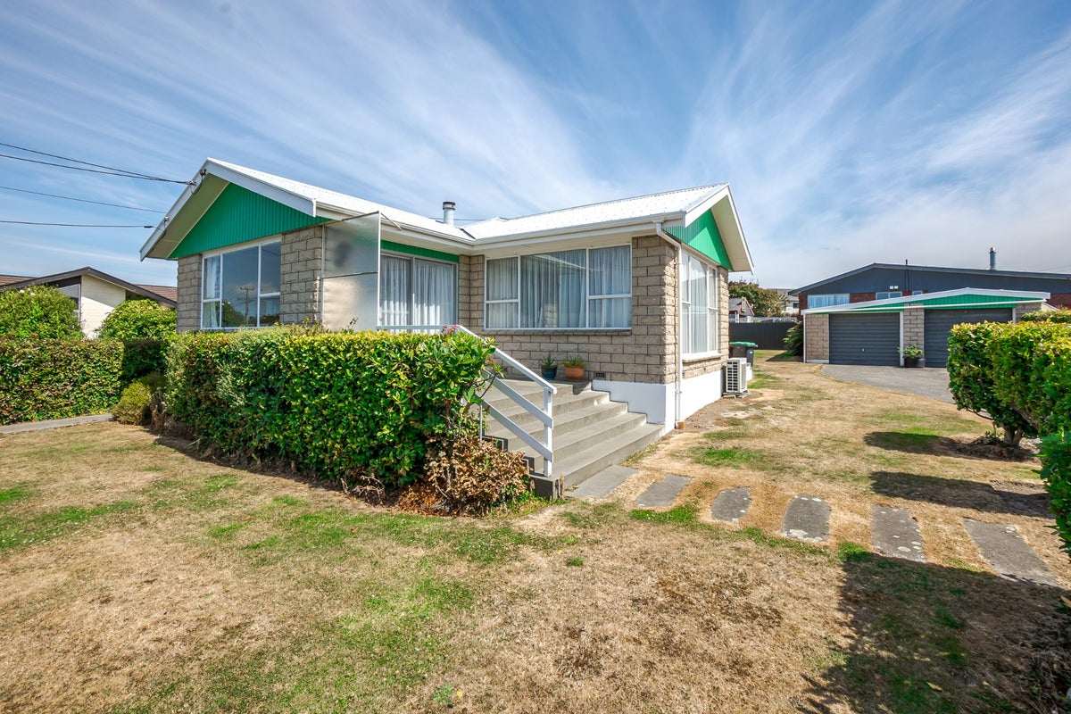 72 Mountain View Road, Glenwood, Timaru - Carousel 1