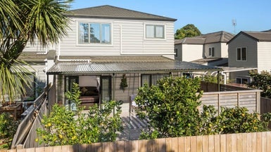 4/36 John Jennings Drive, Oteha, Auckland - Carousel 1