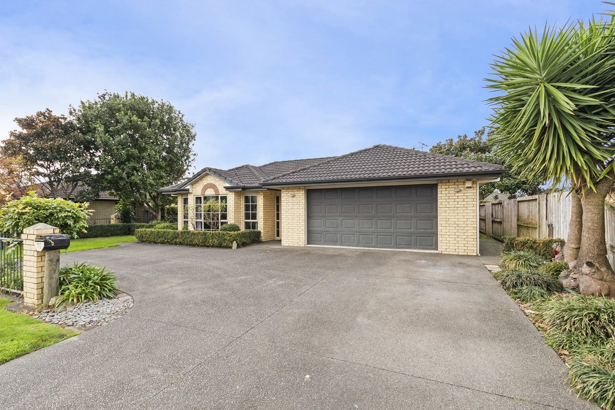 452 Hukanui Road, Rototuna, Hamilton - Carousel 1