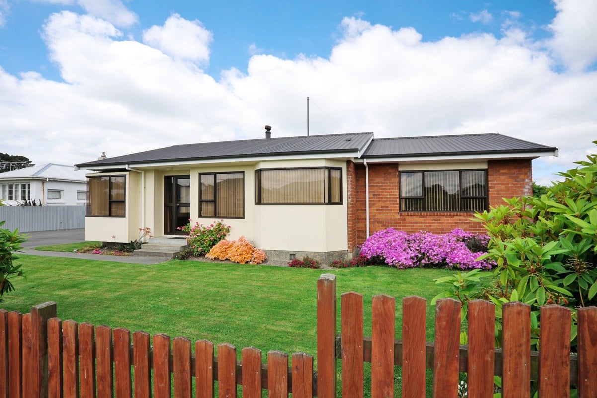 79 Fox Street, Avenal, Invercargill - Carousel 2