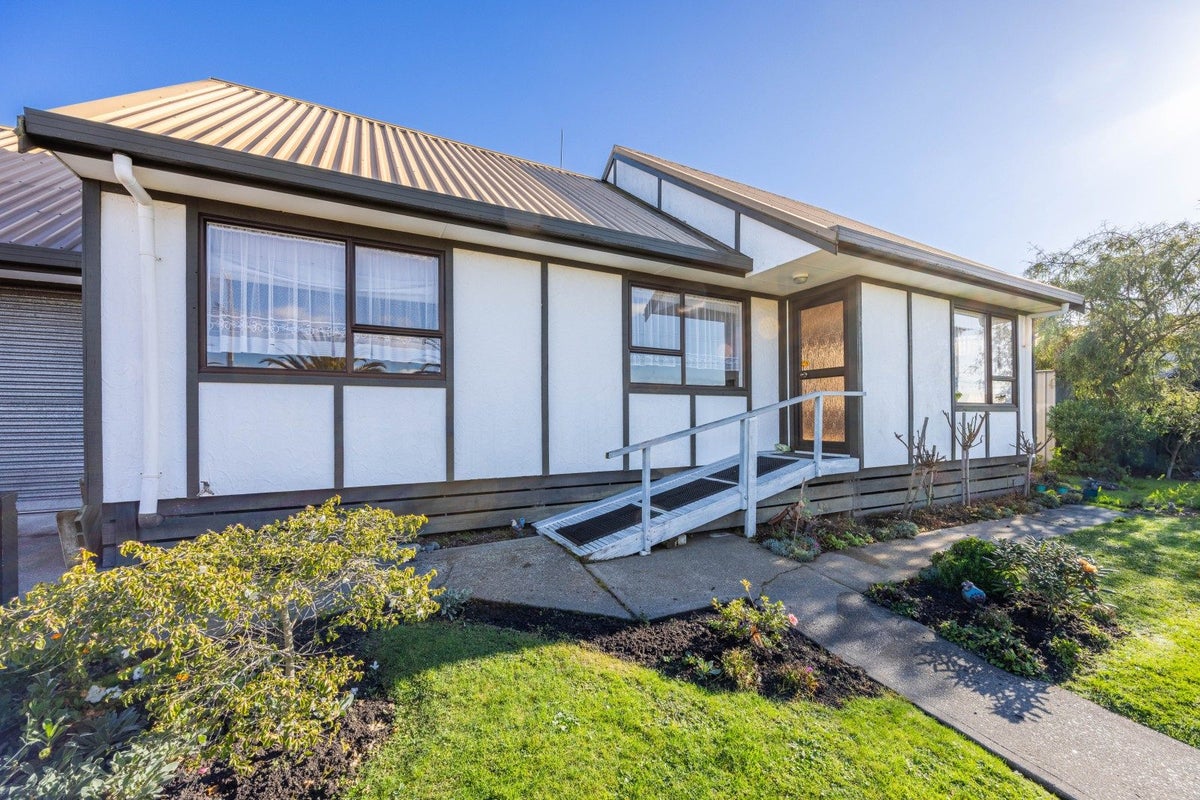 104 Porangahau Road, Waipukurau, Central Hawke's Bay, Hawke's Bay - Carousel 1
