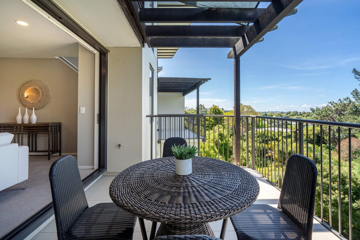 A204/525525 East Coast Road, Pinehill, Auckland - Carousel 2