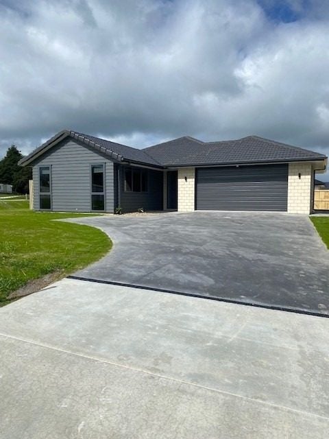 37 Thomson Avenue, Dinsdale, Hamilton - Carousel 1