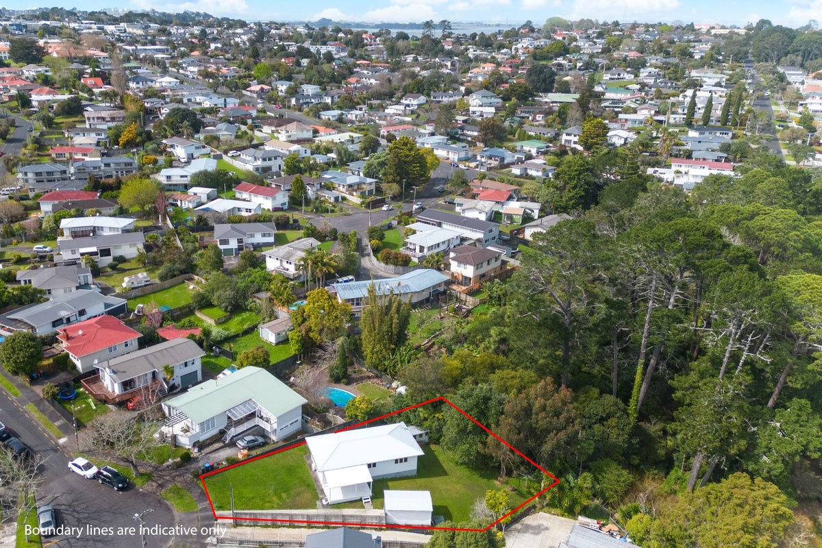 10 Bellamy Place, Blockhouse Bay, Auckland - Carousel 21