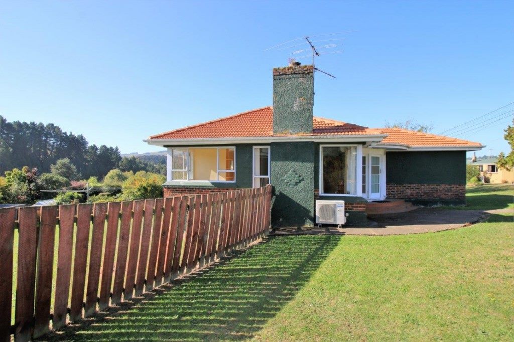 109 Martin Road, Fairfield, Dunedin - Carousel 1