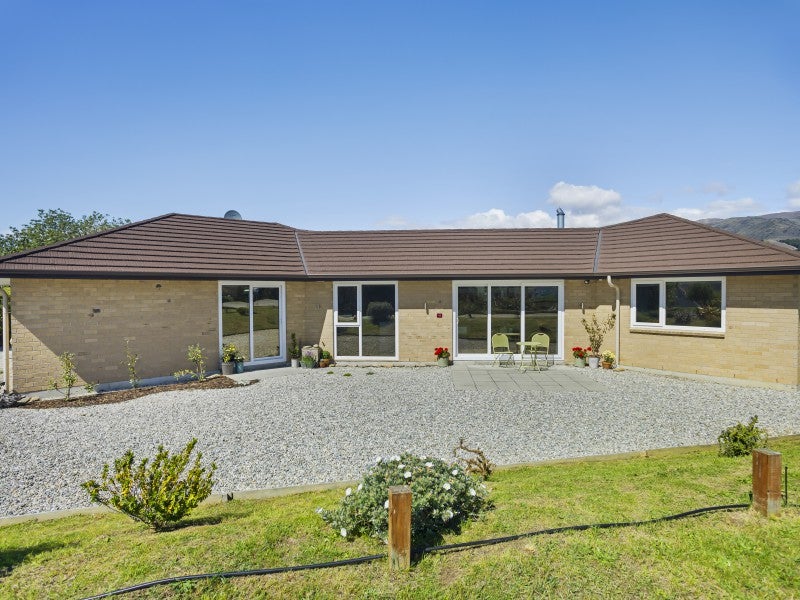 45 Hall Road, Bannockburn, Cromwell - Carousel 1