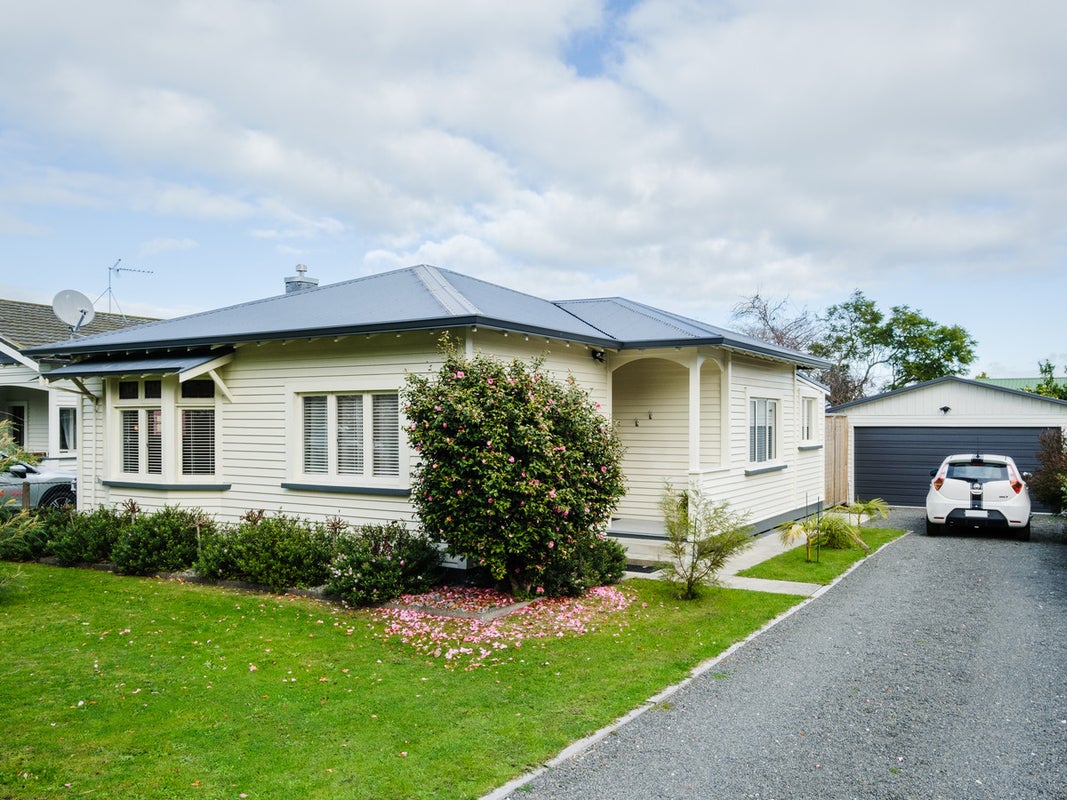 112 Russell Street, Whataupoko, Gisborne - Carousel 1